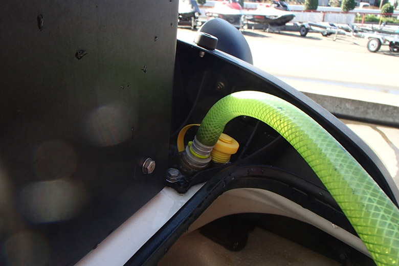 �ե�å�������³���Υ���åפ򳰤�����³���ͥ����������դ�����ƻ�ۡ�������³���ޤ���