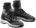 �ꥭ�åɥ졼���֡��� (LIQUID RACE BOOTS)