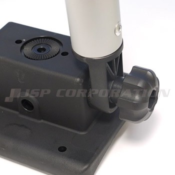 �����դμ��ե١����ؤμ�����ˡ(���2)���Υ֥����åȤǻߤ�롣���ե١����˥Υ֥����åȤ���°����Ƥ��ʤ���С����ӥΥ֥����åȤ��Ѱդ��롣