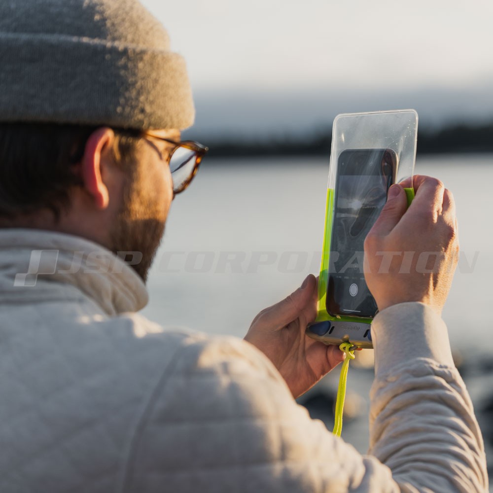 Plus サイズ用 スマートフォン防水ケース(大型） IPX8 縦200×横