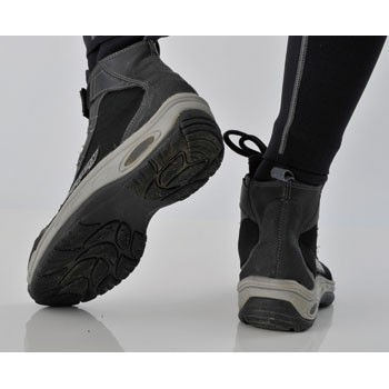 リキッドレースブーツ (LIQUID RACE BOOTS) SLIPPERY(スリッパリー